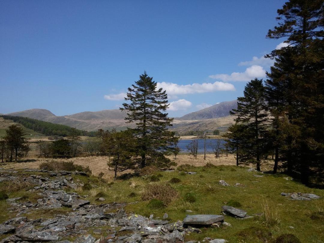 The Old School Caeathro, Snowdon, Eryri And Yr Wydffa Cottages 卡纳芬 外观 照片