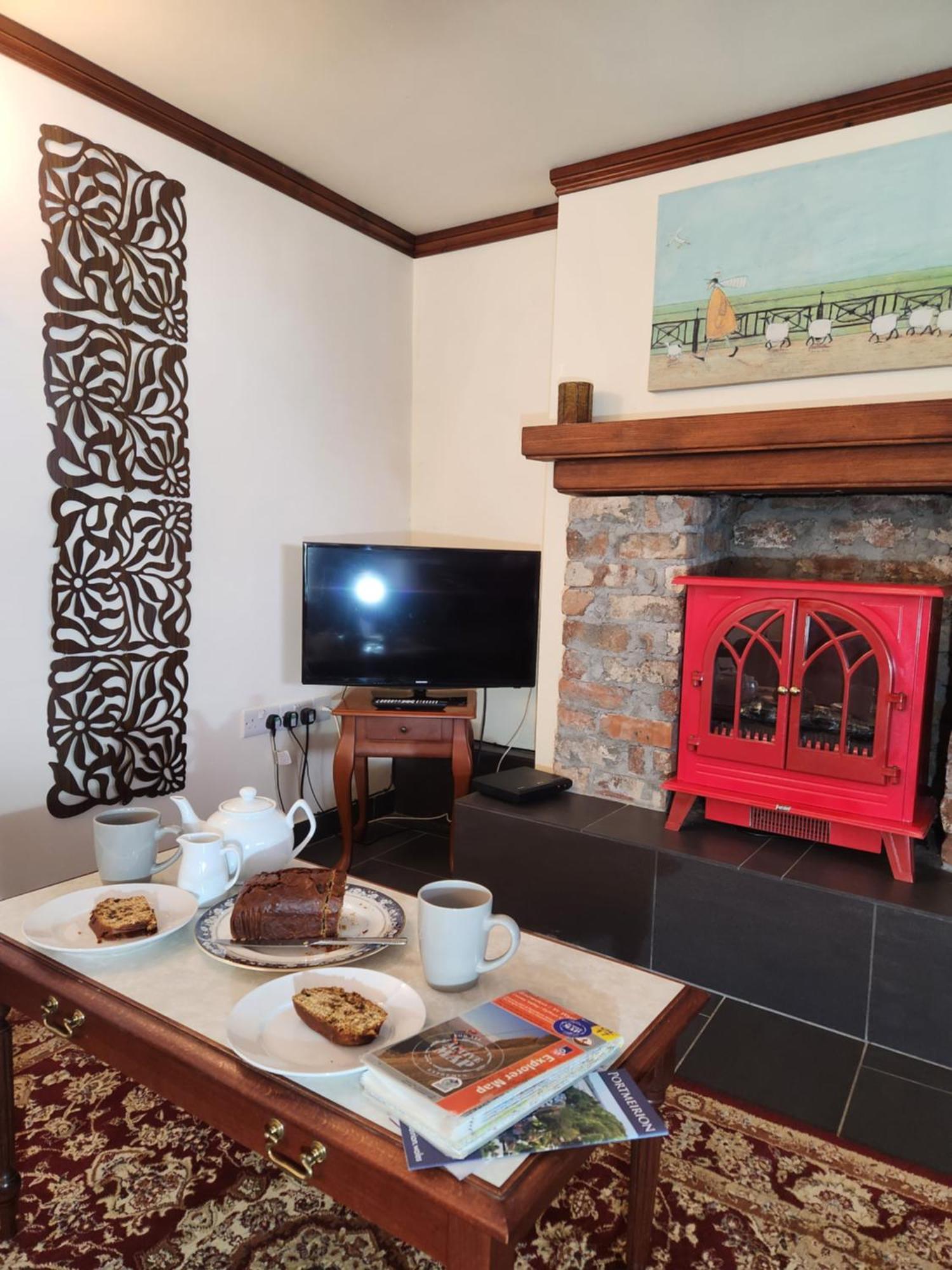 The Old School Caeathro, Snowdon, Eryri And Yr Wydffa Cottages 卡纳芬 客房 照片